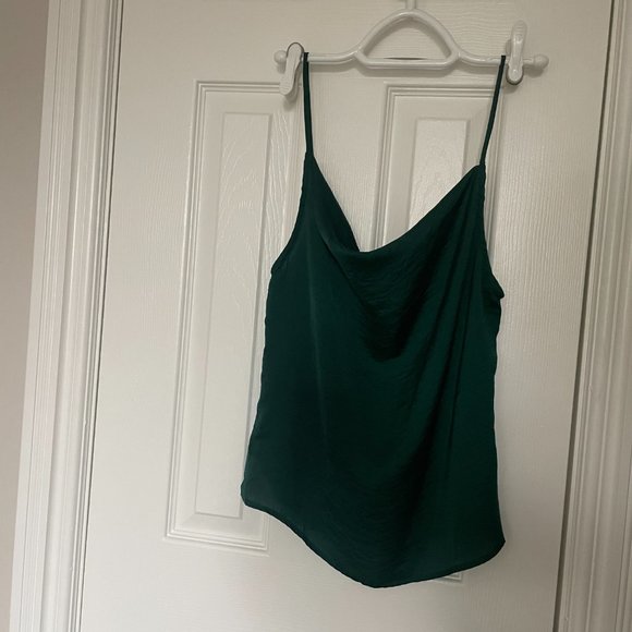 Urban outfitters Lucca emrald green size XS cowl neck tank top - Picture 2 of 4